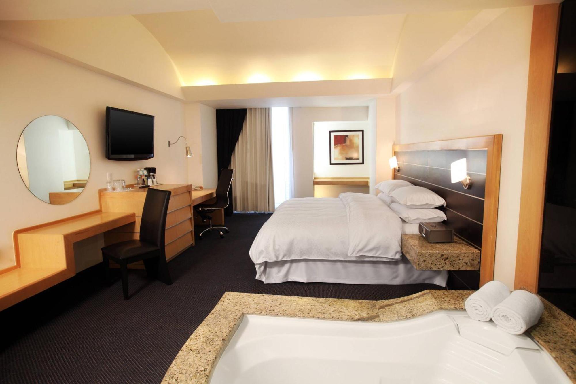 Four Points By Sheraton Mexico City Colonia Roma Exterior photo